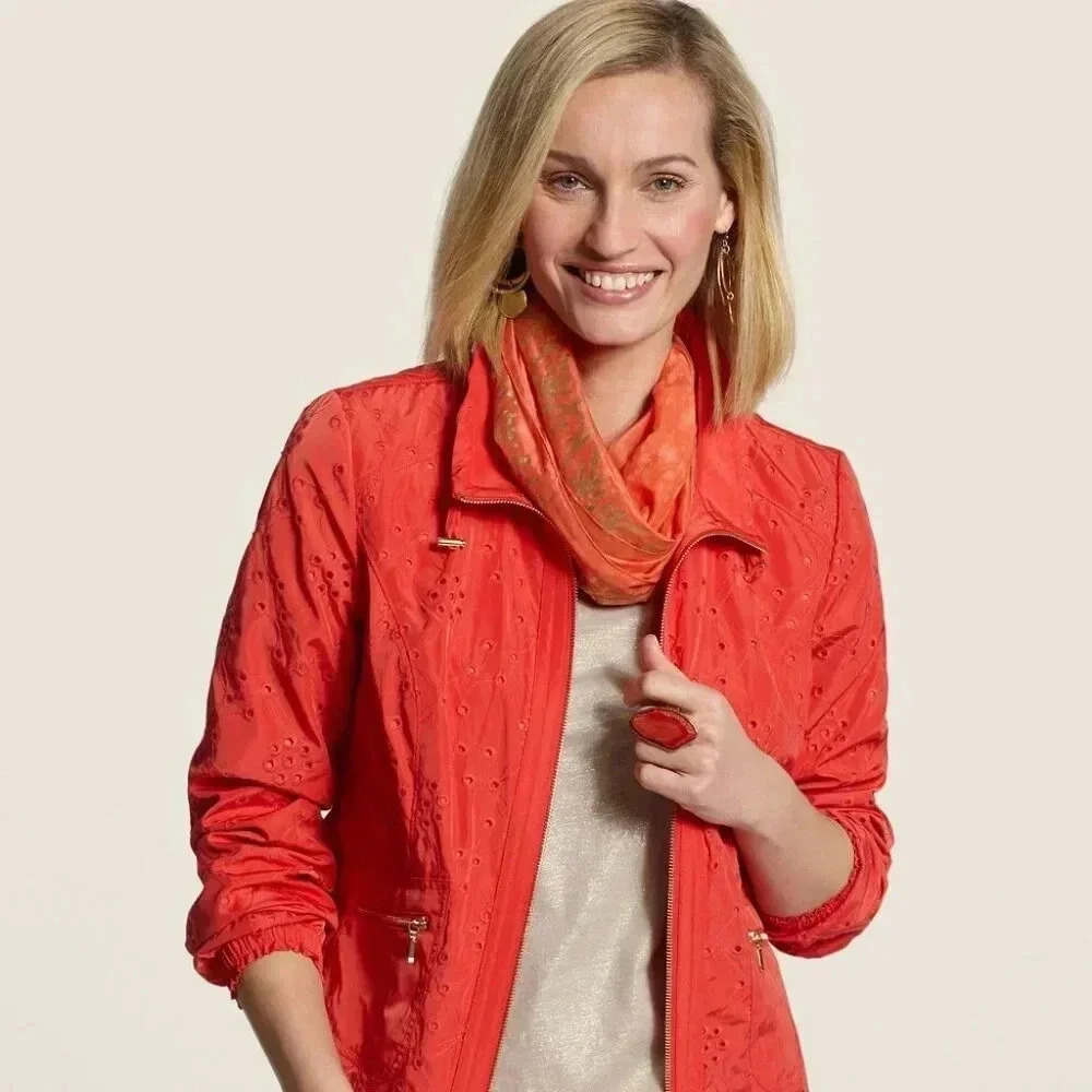 Chico’s orange eyelet zip‎ front 3/4 sleeve windbreaker jacket size Medium